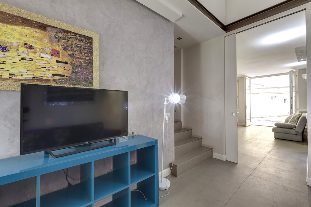 Exceptional and Comfortable for 7 People in the Center of Florence