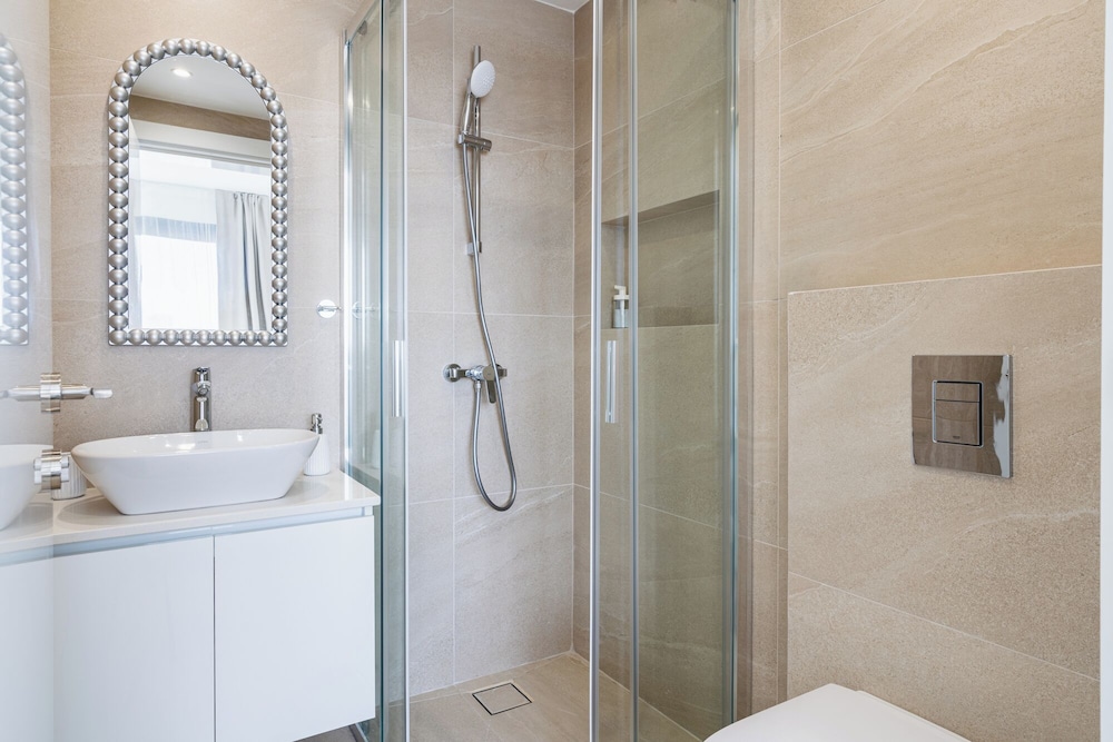 Jas Living Apts & Balconies in Larnaca