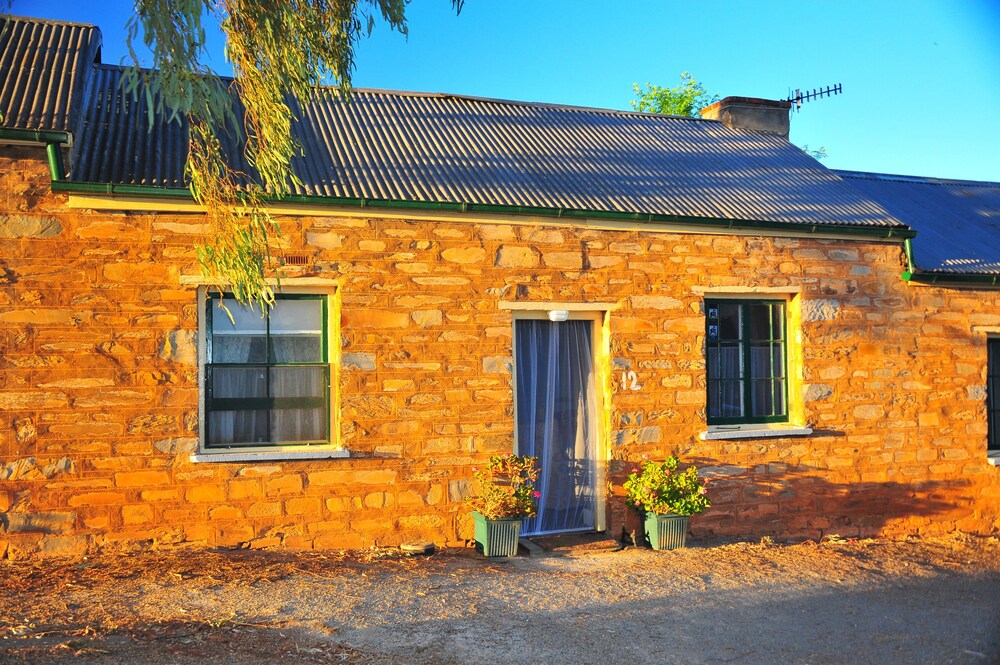 Emma Tiver Heritage Cottage