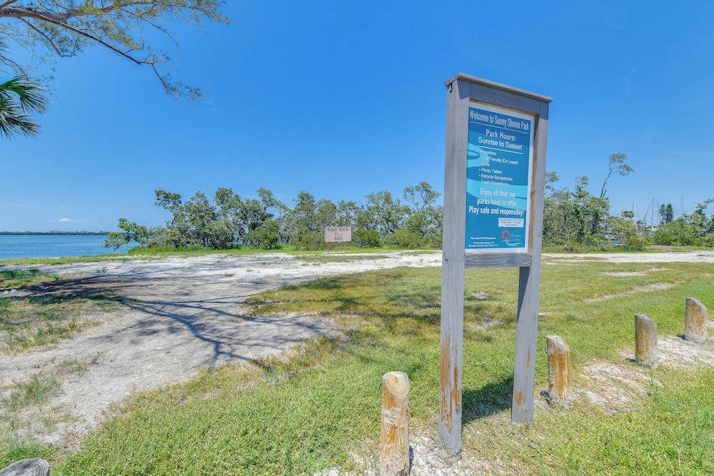 2 Mi to Anna Maria Island: Newly Built Home!