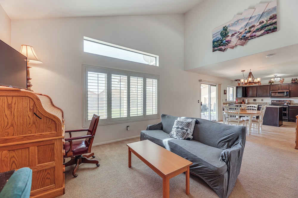 Community Perks & Trails: Goodyear Retreat!