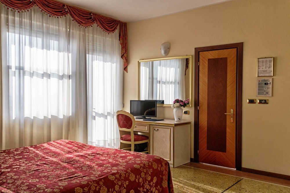 Host Stay Lighthouse View Montague Apartments view 5