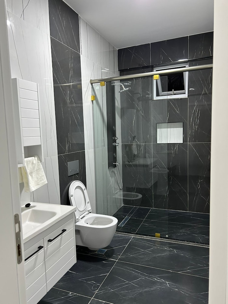 Aqua Toro Nyali Apartments