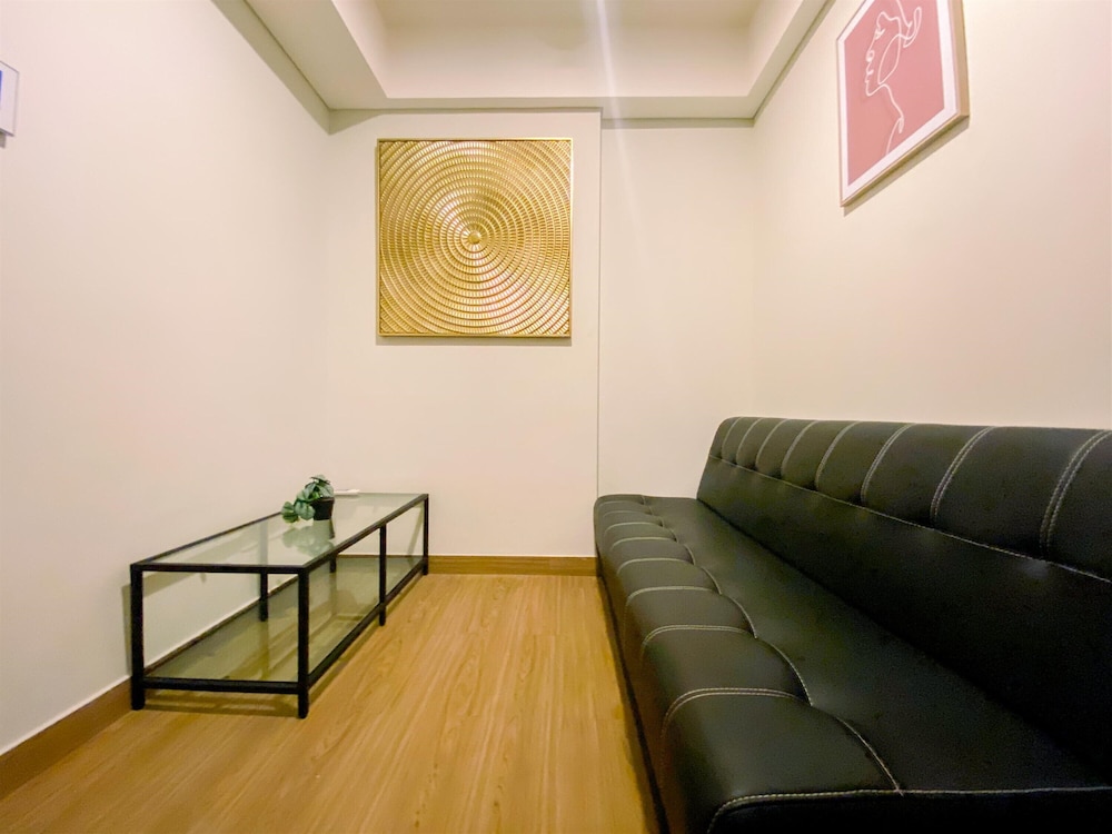 Great Location and Tranquil 1BR at Gold Coast PIK Apartment