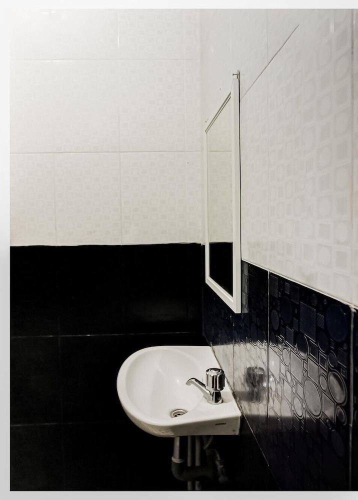 Townhouse Oak Syariah Hotel Binjai