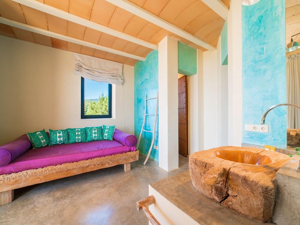 Majestic Villa With Private Pool