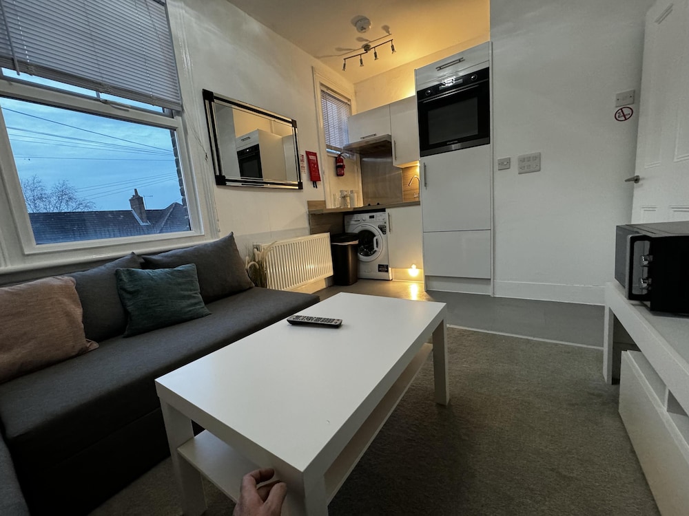Onsite Apartments in Central Brentwood