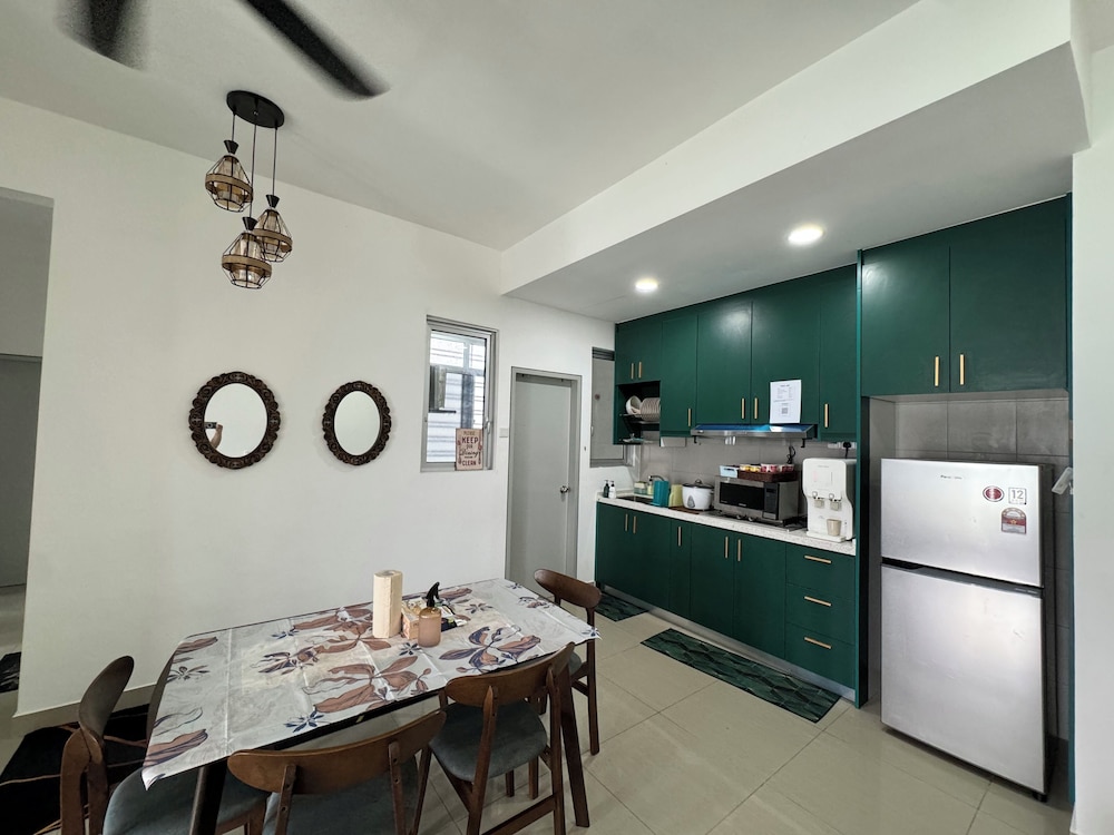 Skylake Residence Luxury Family Holiday