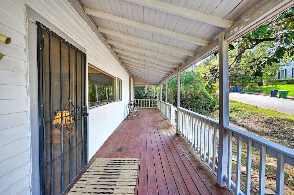 Historic Athens Home With Location & Comfort 3 Bedroom Home