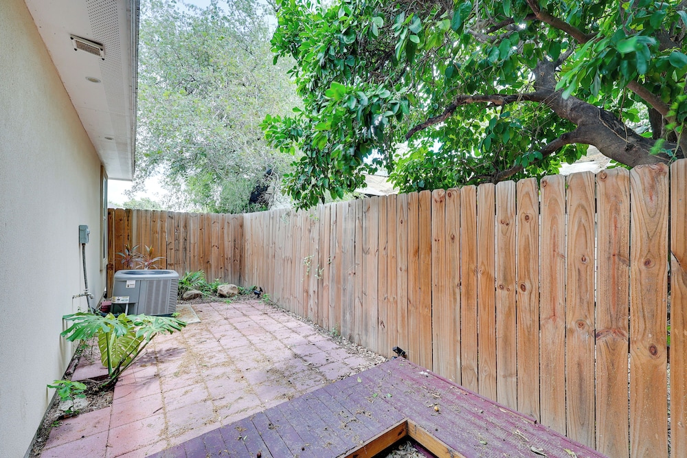 1 Mi to Airport: Mcallen Home w/ Patio!