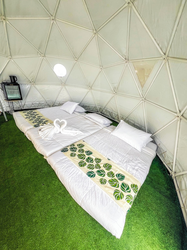 FarmKo Glamping