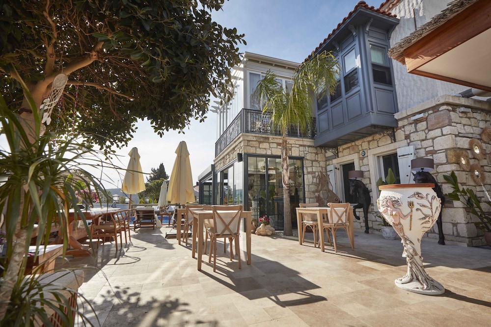 AlaBora Otel - Alaçatı - Image 7