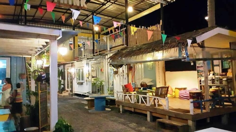 Think & Retro Cafe Lipa Noi Samui