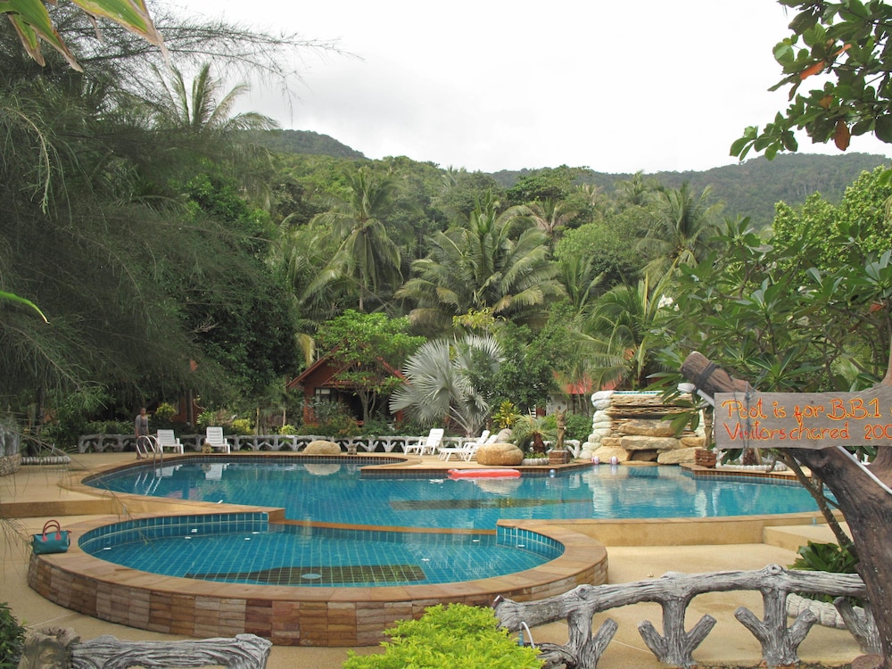 Bottle Beach 1 Resort