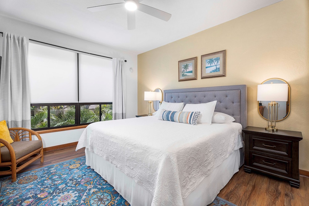 Newly Renovated - Gorgeous Condo & Location - Vrkcv