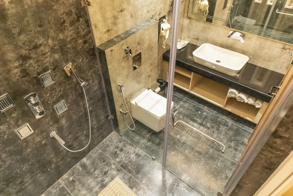 Narang Hotel