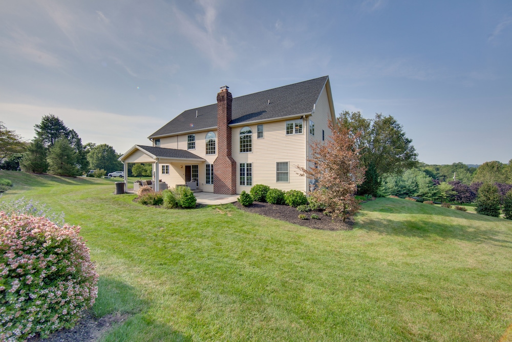 Game Room & Covered Patio: Hummelstown Hideaway view 2