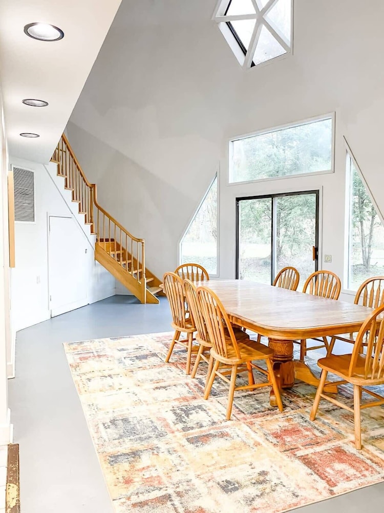 Bell Circle Eccentric Geodesic Dome-home