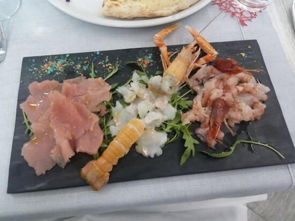 Bed and Breakfast Brezza Marina e Ristorante Shoreline, photo 5