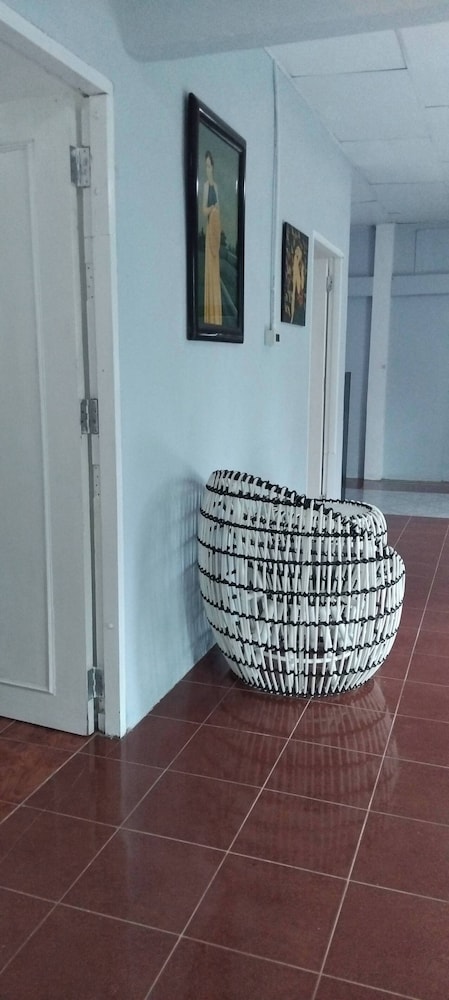 Greeneryhousekrabi52