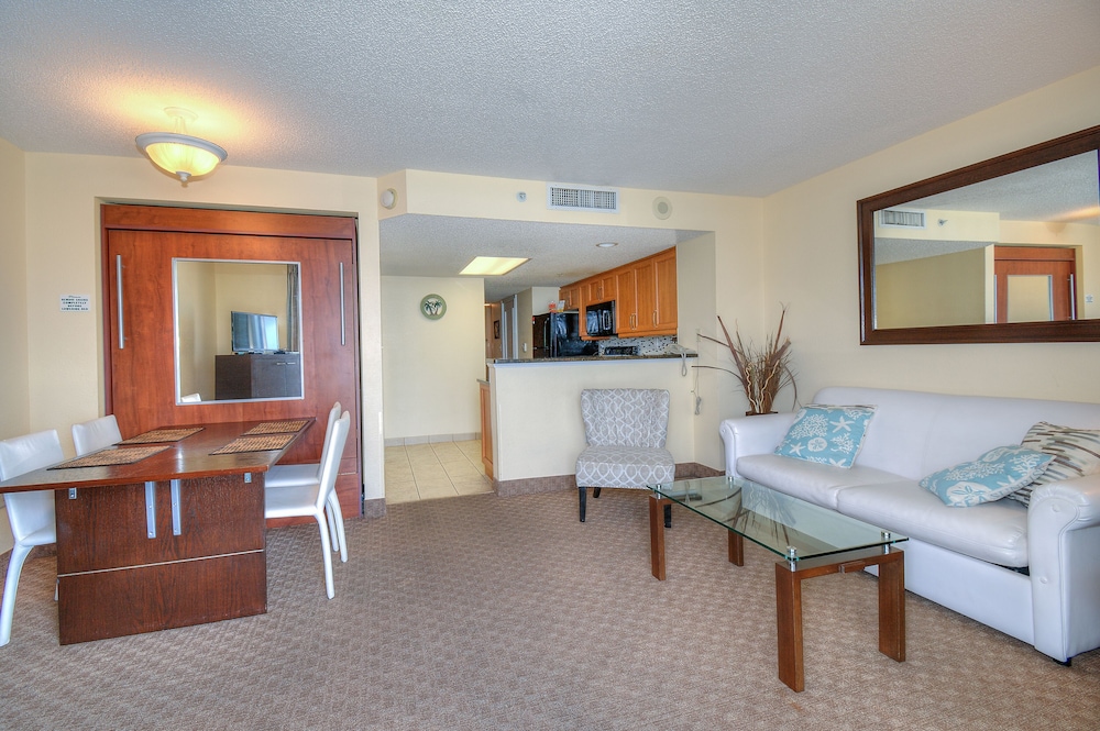 Roxanne Towers by Elliott Beach Rentals