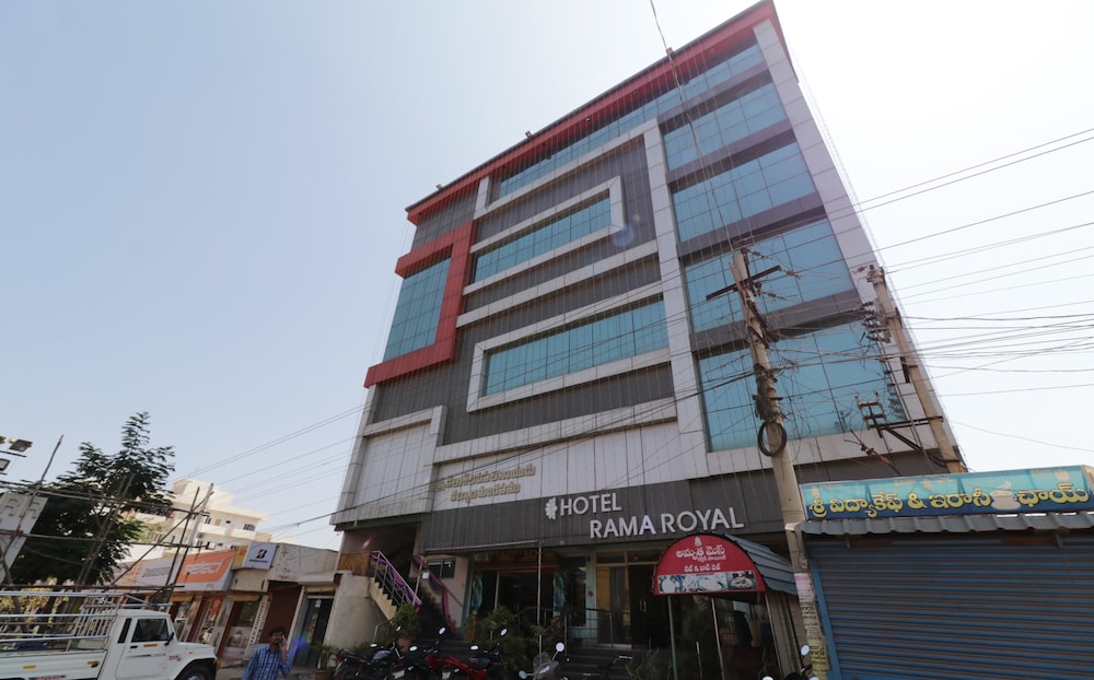 OYO 29259 Hotel Rama Royal view 4