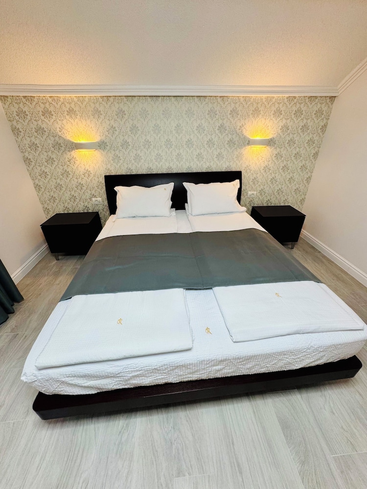 Roua Residence