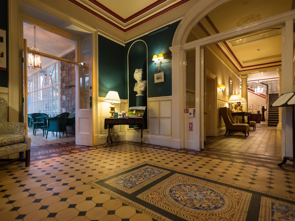 Penrith Vacations - Macdonald Leeming House - Property Image 32