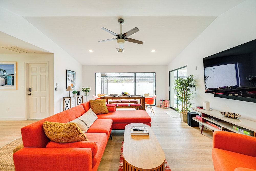 4 Mi to Ocean: Bonita Springs Oasis w/ Heated Pool