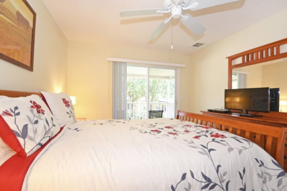 Isla Bonita 4 Bedroom Townhouse by Redawning view 4