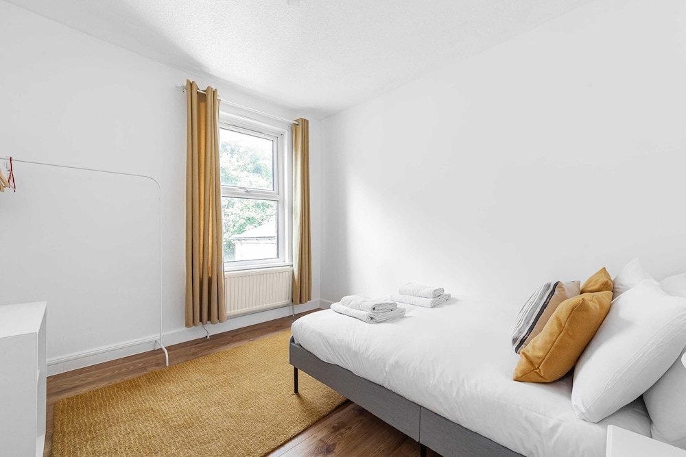 Modern Victorian Home With Secret Garden view 4