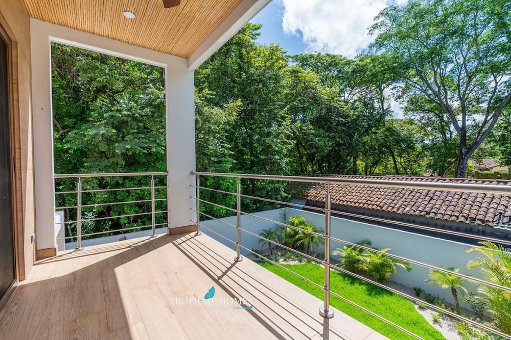 Playa Potrero Stunning Modern 3 BR 3 5 Bath Home - Casa Coralis view 5