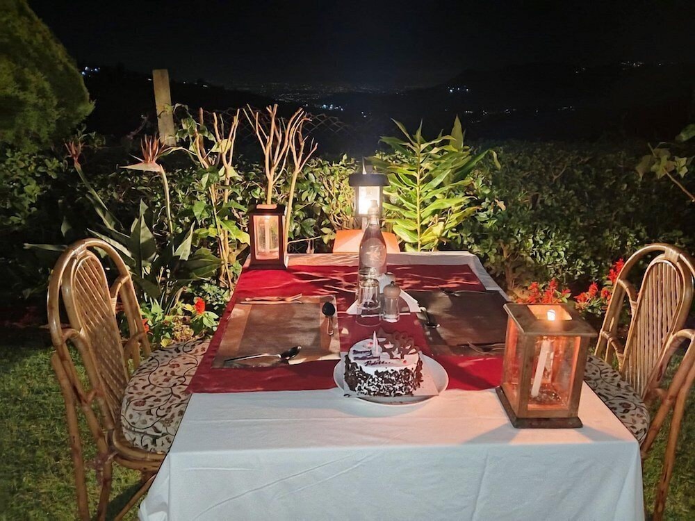 Teanest Nightingale - Nature Resorts