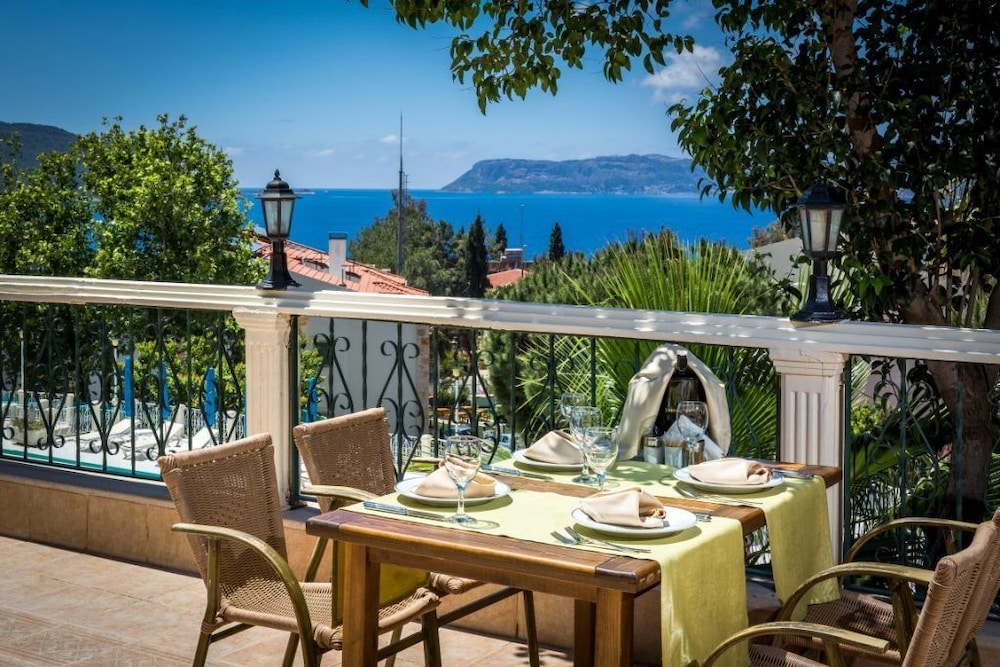 Hotel Club Phellos - Image 8