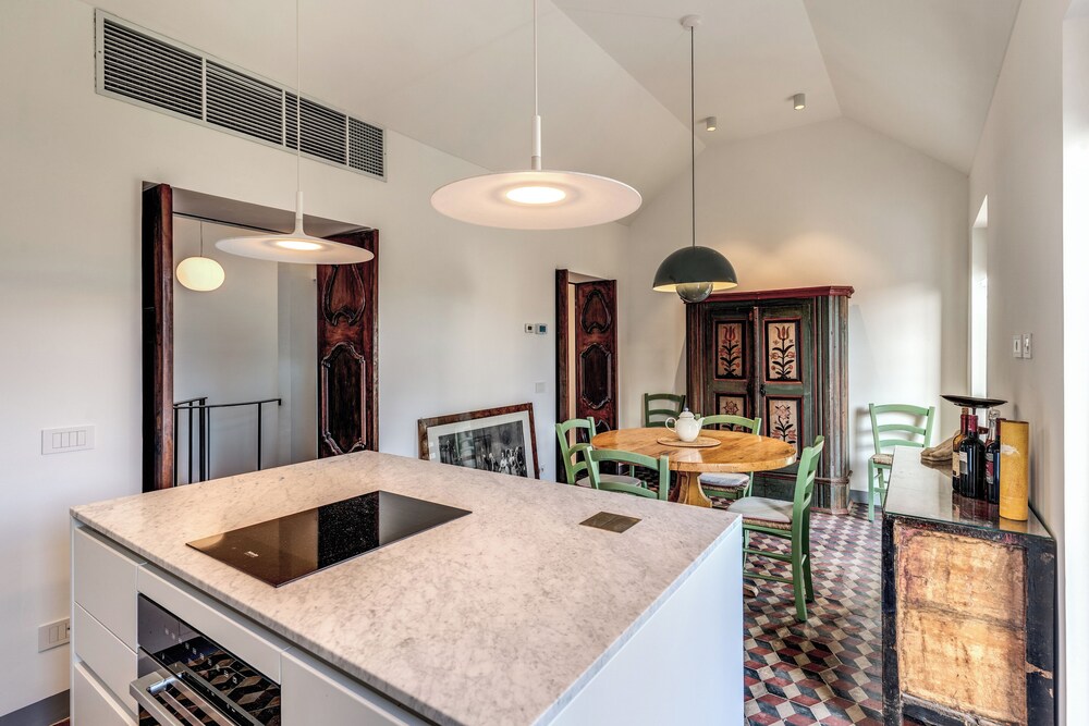 Trastevere Outstanding 4 Br Terraced Apartment