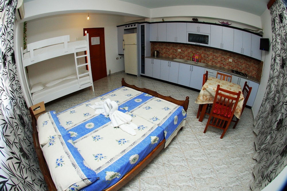 Vila Renato