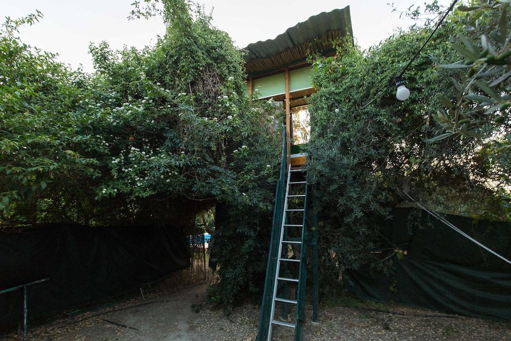 Sofiana s Garden Retreat w Private Pool