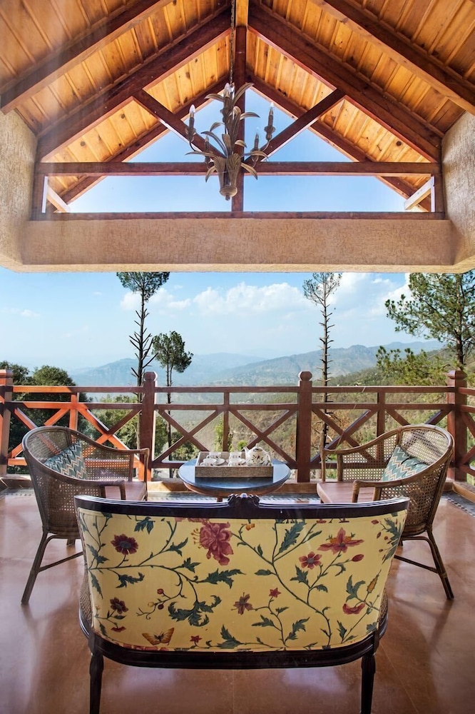 Larisa Homes X One Partridge Hill