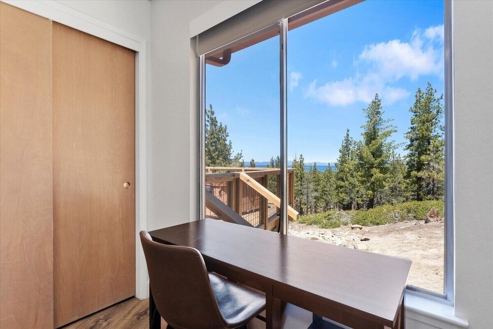 Hch1083 - Mountain Serenity 4 Bedroom Home