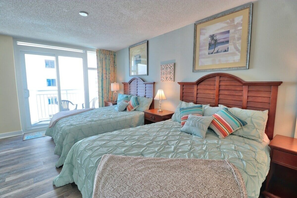 Holiday Sands South 411 2 Bedroom Condo