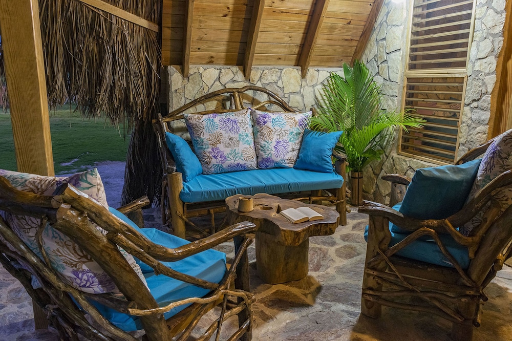 CHALET TROPICAL Hotel & Restaurant-Pizzeria