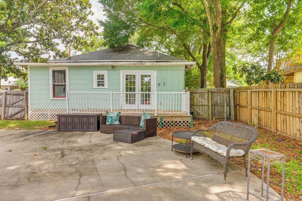 8 Mi to Pensacola Beach: Home w/ Private Pool