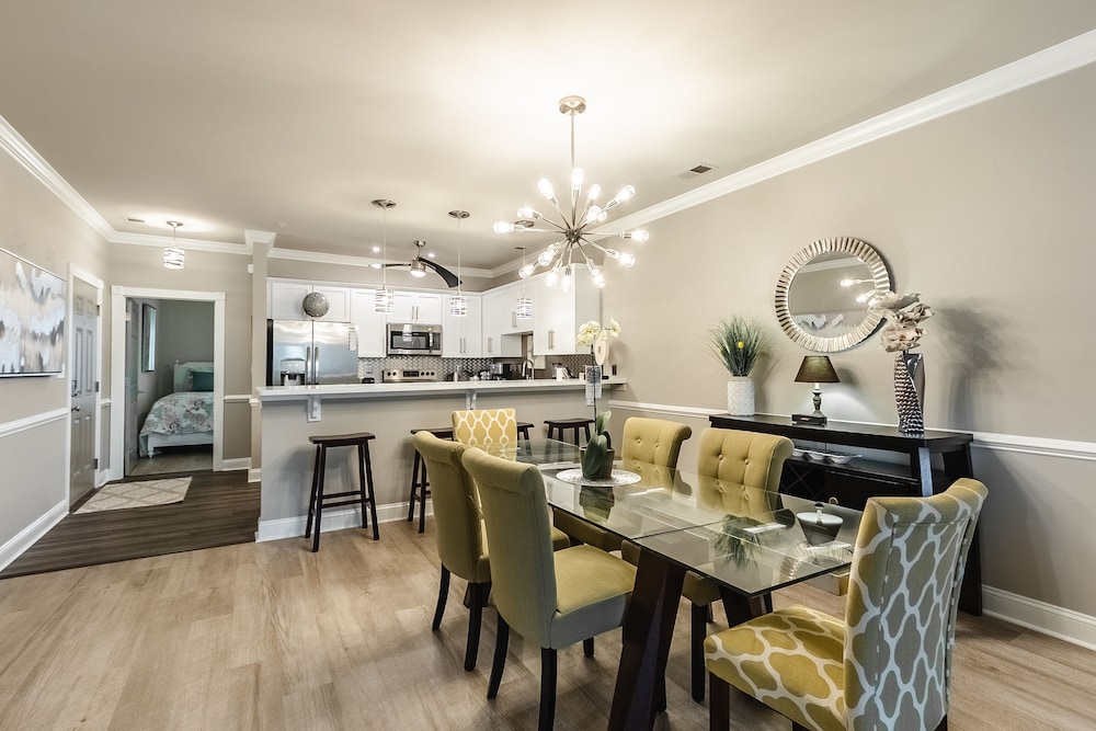 Magnolia Pointe Luster Leaf 4843-302 3 Bedroom Condo