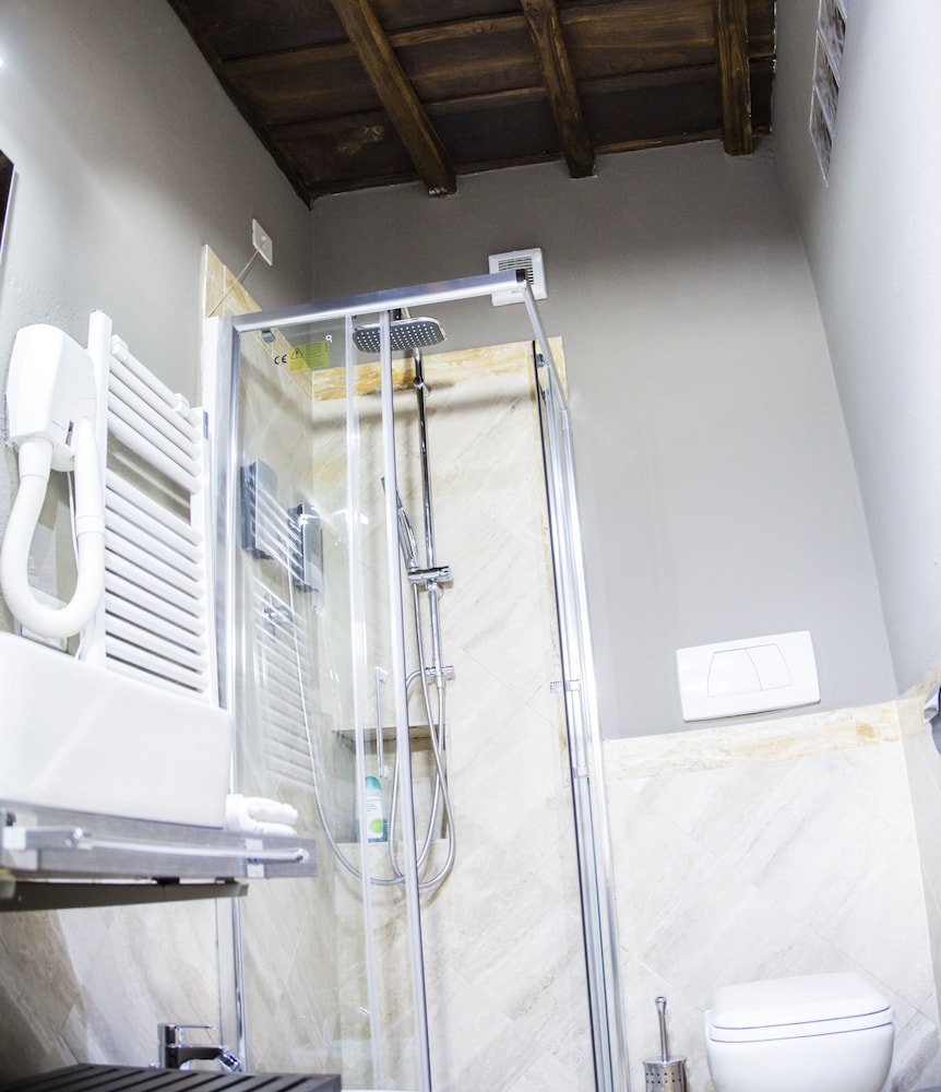 Do-Do Navona Suites