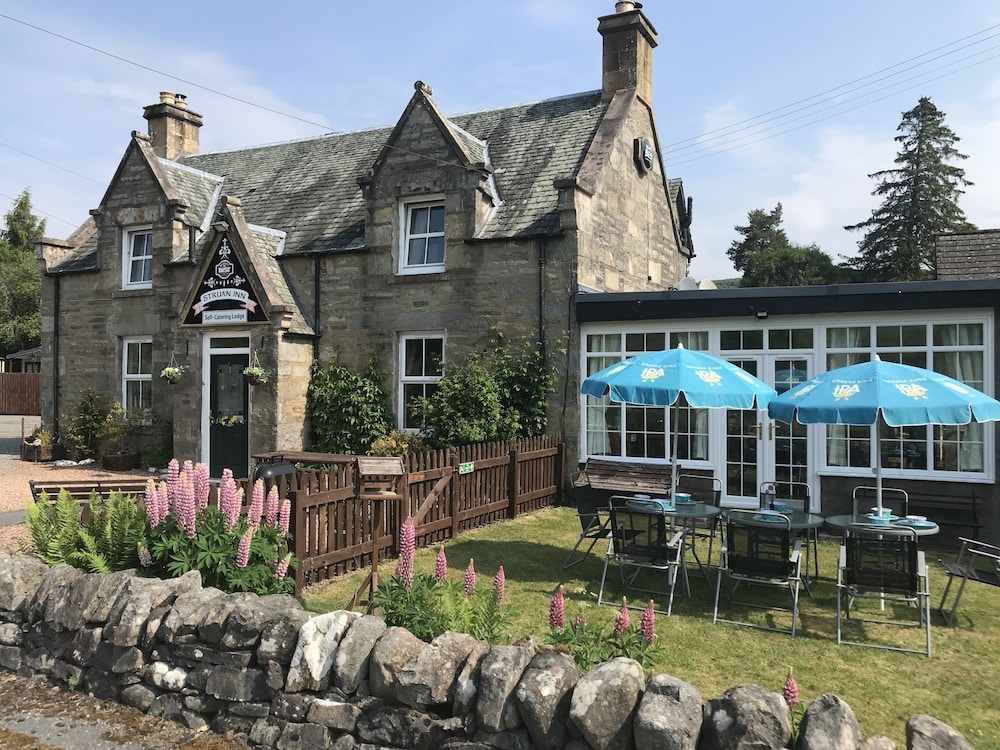 Hotel The Struan Inn Self Catering Lodge - Image 1