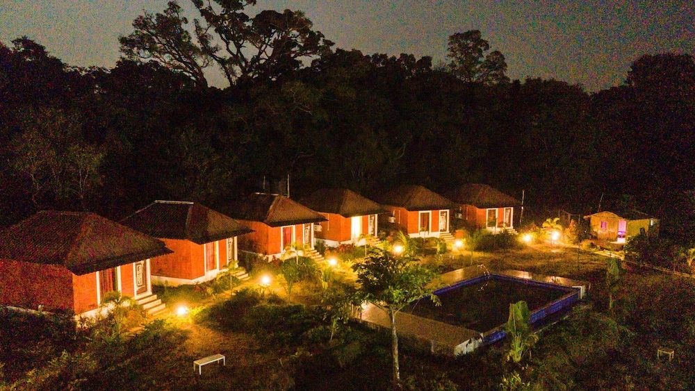 RevTree Dark Forest Inn