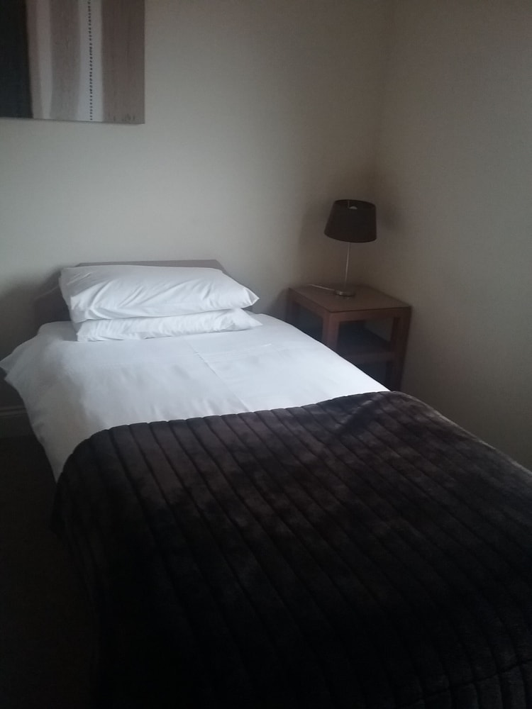 Shangri-la bed and breakfast view 3