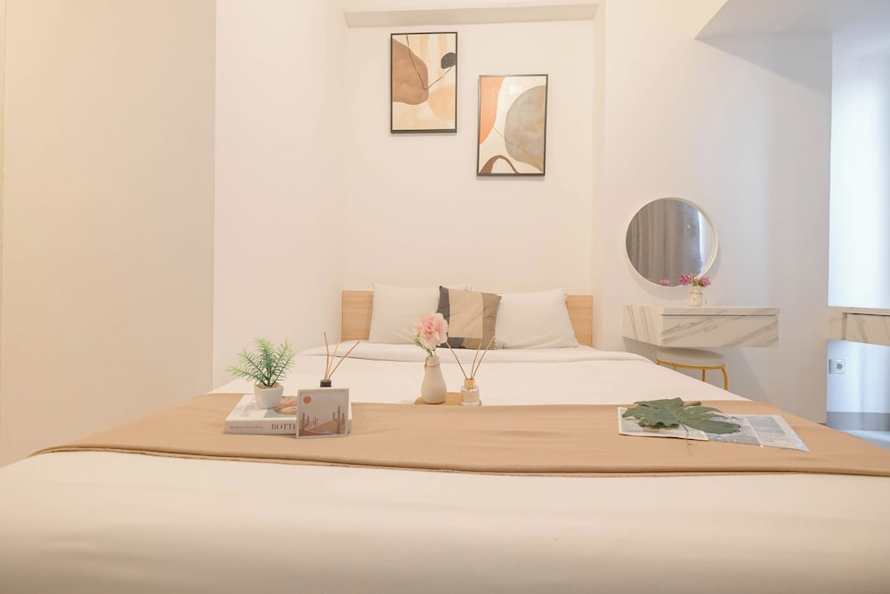Modern Soft Minimalist Studio At Tokyo Riverside Pik 2 Apartment