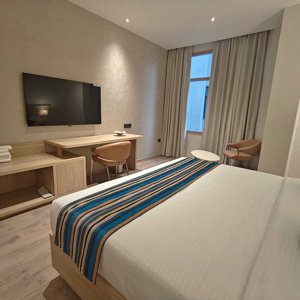 Bluestone Prime by The Cosy Hotels