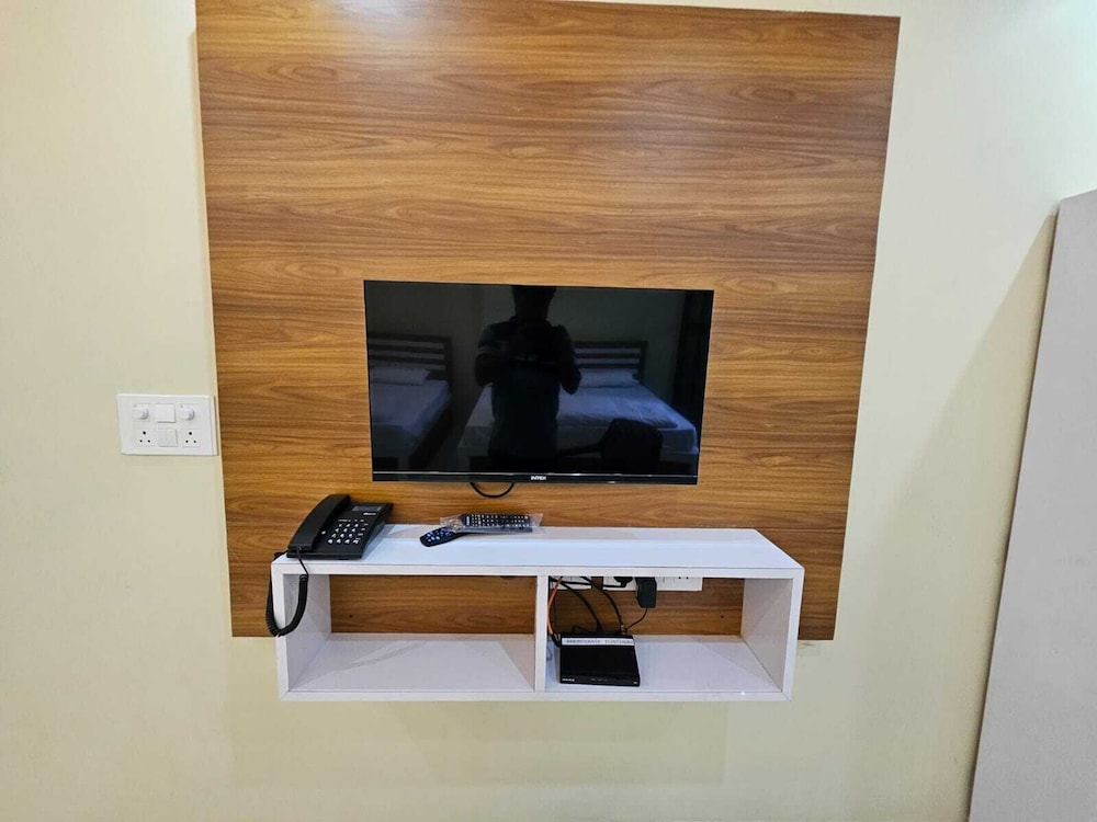 Ashwini Hotel And Lodging